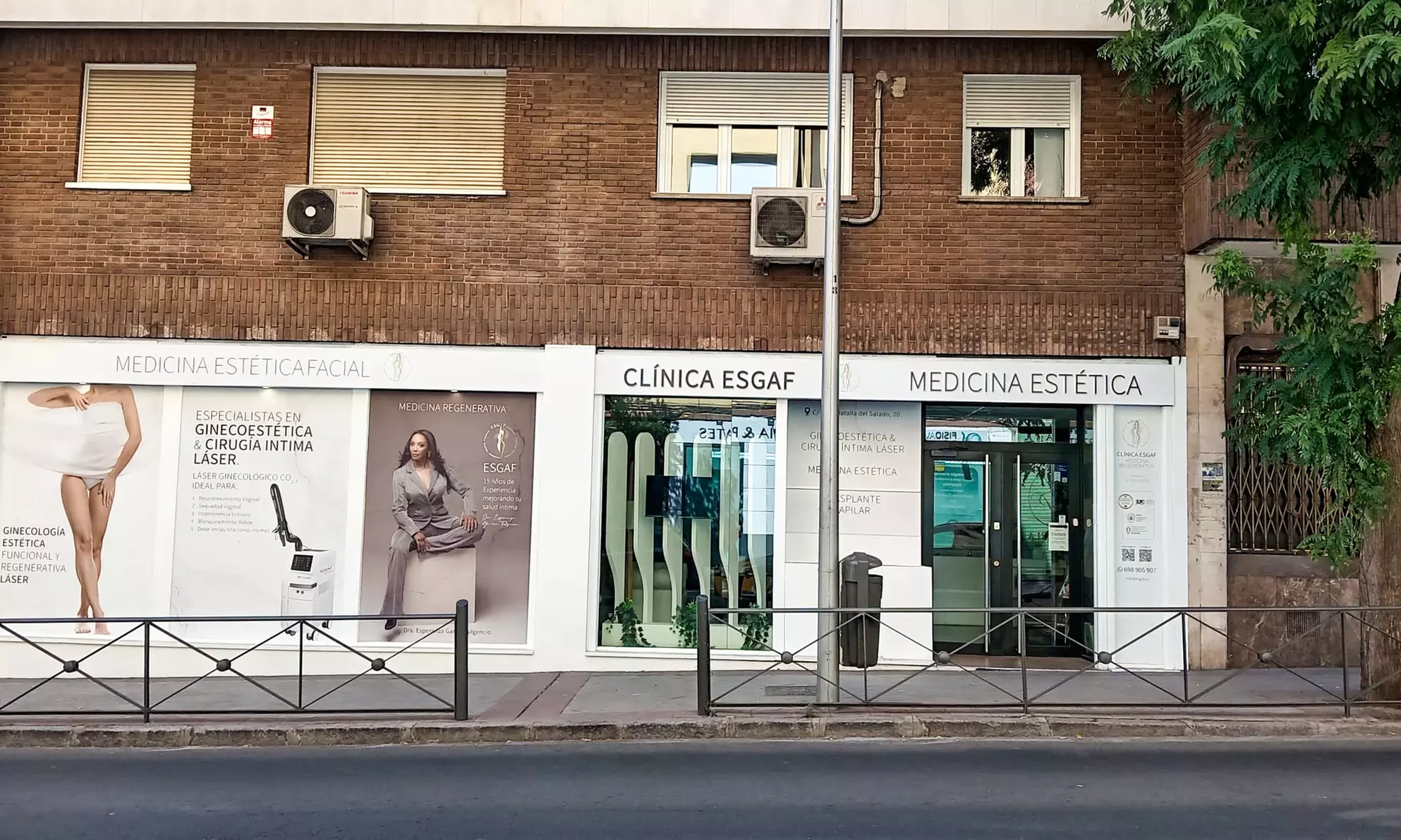 Tratamiento reafirmante inyectado en 3 zonas del rostro para 1 persona y opción a mesoterapia y/o retoque al 50% - Second Medium