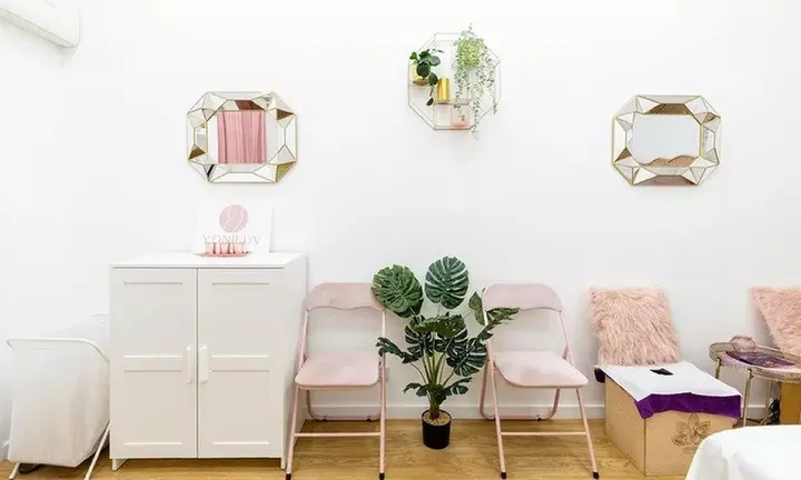 Intimate Lightening for Pubic Mound, Inner Thigh, Underarms or Bikini