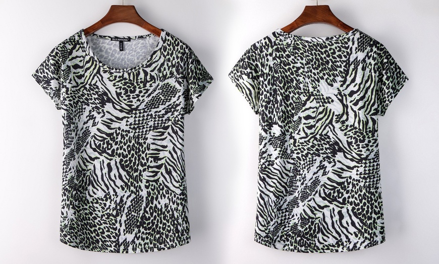 Image 2: Ladies' Printed Beth T-Shirt