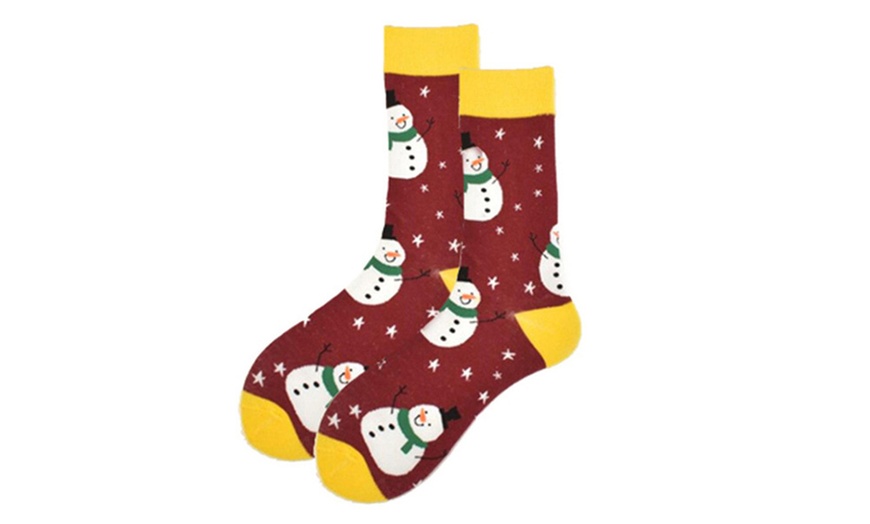 Image 7: Two or Four Pack Christmas Cotton Socks