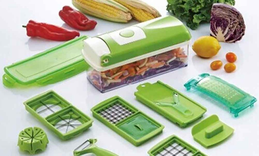 Image 3: Fruit and Vegetable Chopper