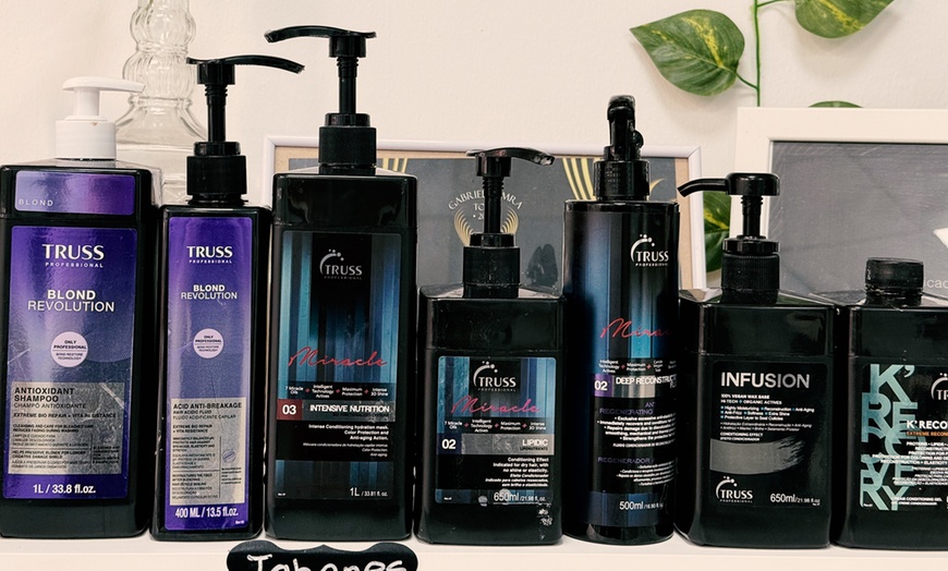 Image 3: Tratamiento capilar: lifting, reconstructivo o antiencrespamiento