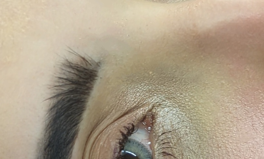 Image 5: Perfect Brows & Lashes at Beauté and Browź Clinic (Up to 49%Off)