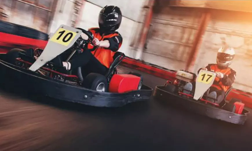 Image 1: Emocje na zakrętach! Gokarty w Motodrom – 8 minut adrenaliny