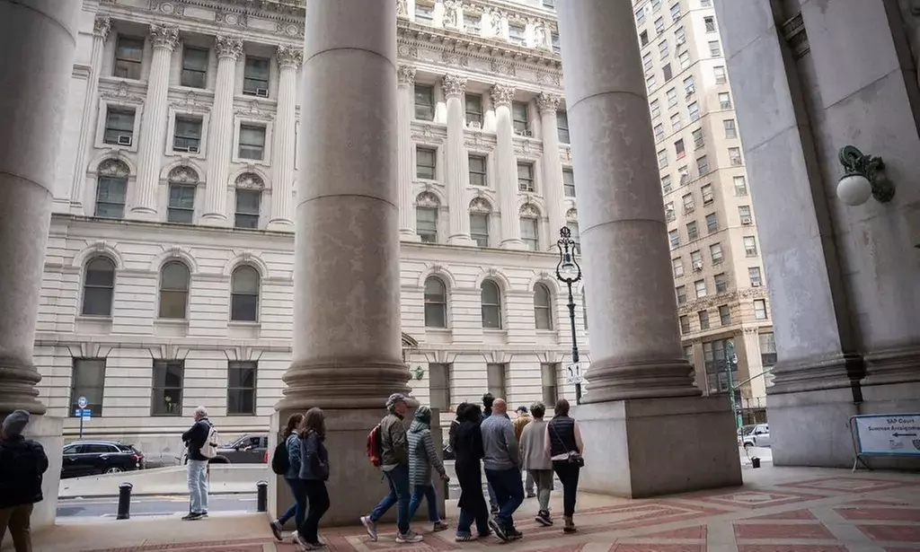 Explore NYC's Iconic Sites on an Award Wining Bus, Cab or Walking Tour