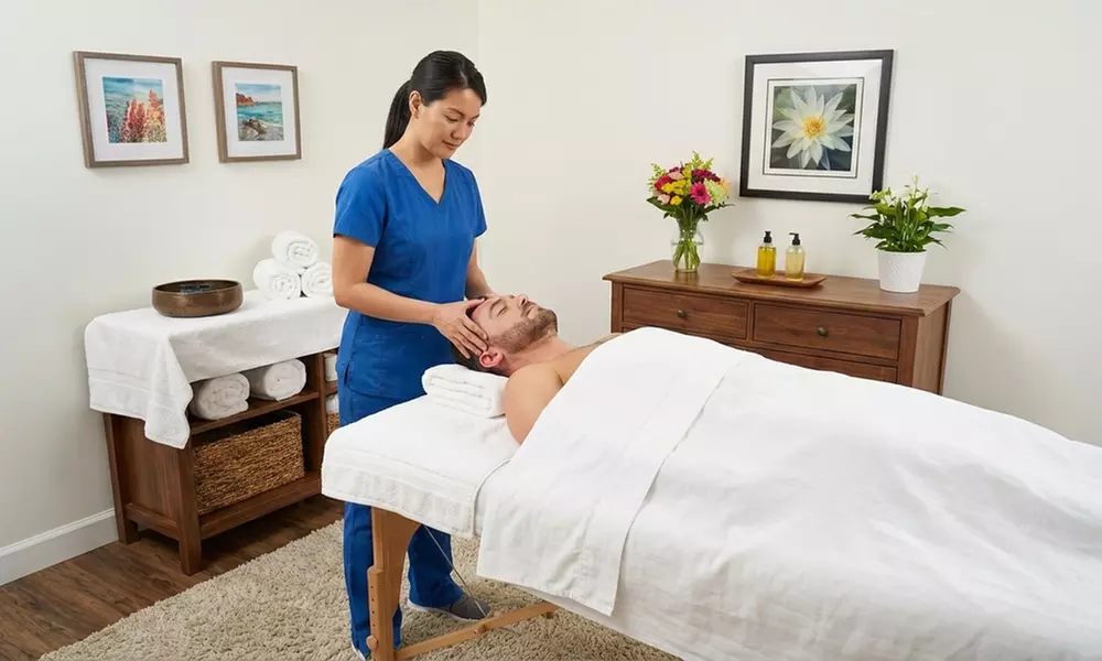 Custom Bodywork: Deep Tissue & Recovery for Adventurous Souls