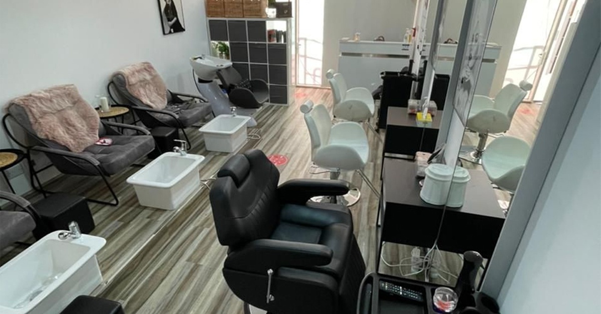 Smooth, Silky, Stunning – Complete Waxing & Threading Packages Await Smooth, Silky, Stunning – Complete Waxing & Threading Packages Await
