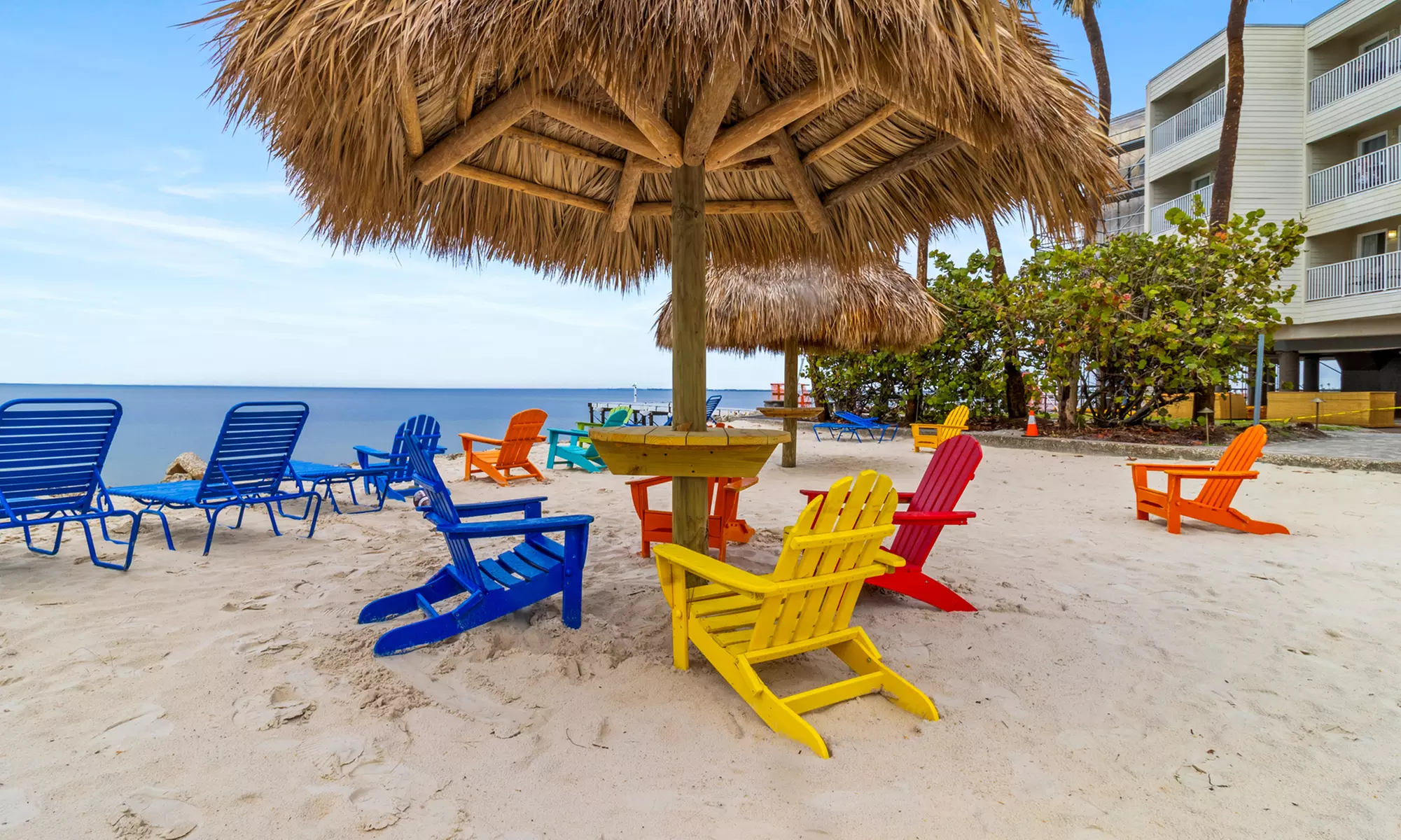 Sailport Waterfront Suites: Your Gateway to Bayside Serenity
