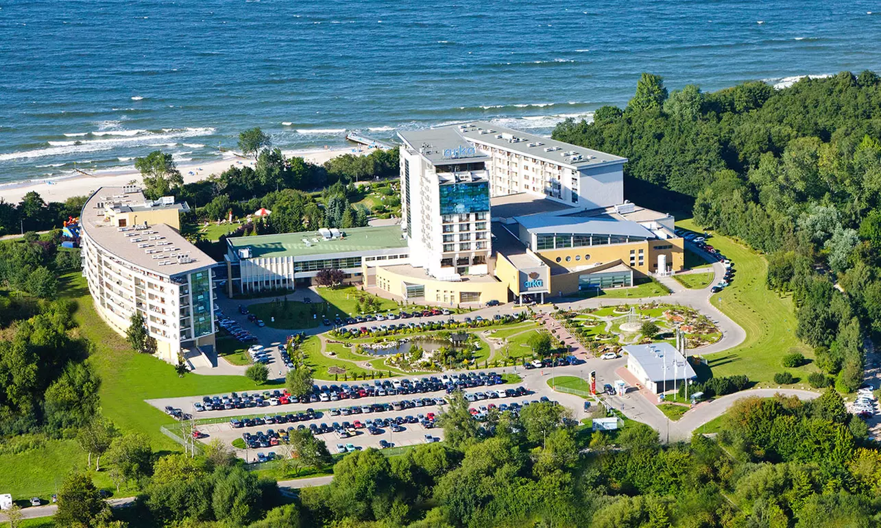 Kołobrzeg: pokój standard dla 2 osób z wyżywieniem HB w Arka Medical Spa 4* - WAKACJE! - Primary Image