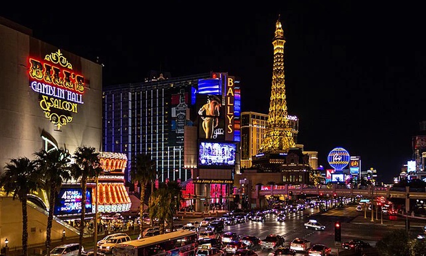 Image 15: ✈ Las Vegas Escape: 4 Days with Air & Hotel
