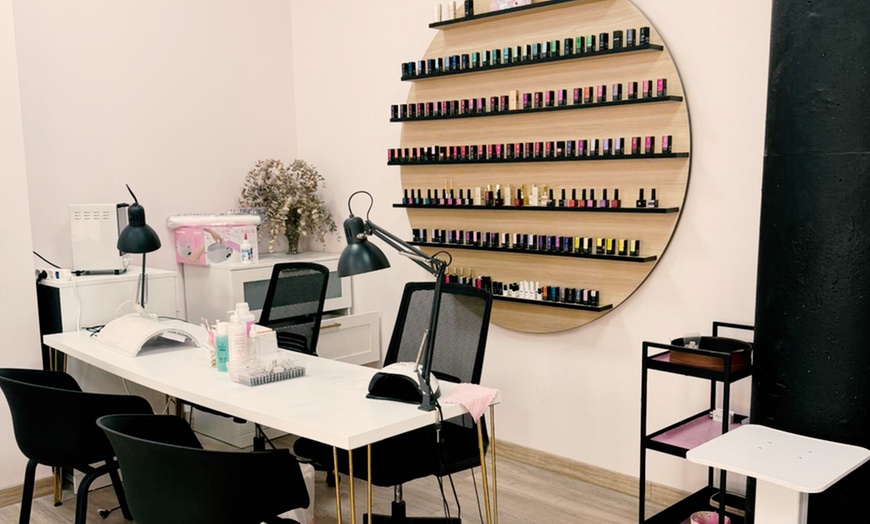 Image 6: 2, 4 o 6 sesiones de combo reductor con aparatología para 1 persona