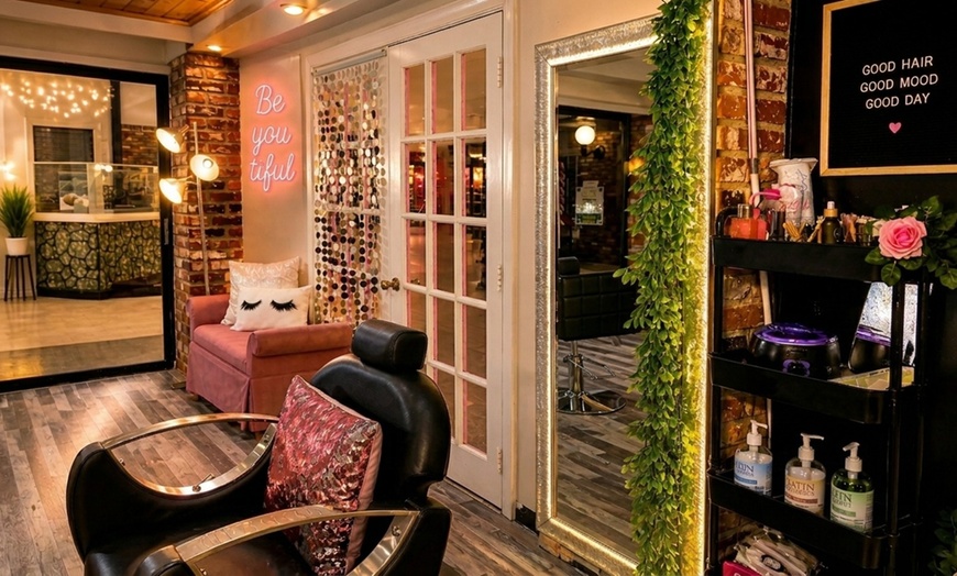 Image 2: 1 or 2 Sessions: Eyebrow Wax w/ Custom Mapping, Underarm Waxing & More