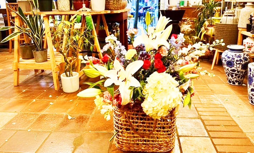 Image 12: Taller creativo floral para 1 o 2 personas o grupo privado de hasta 8