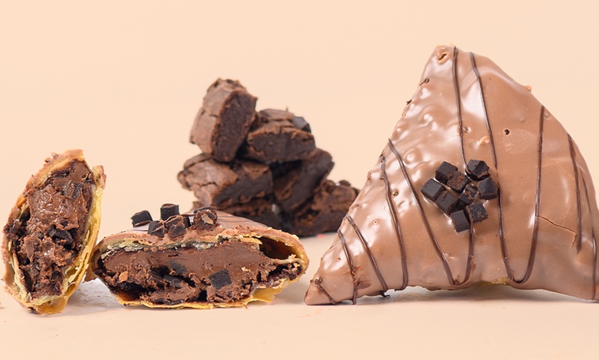 Image 13: Enjoy Handcrafted Delicious Samosas in Boxes of 4, 8, or 12