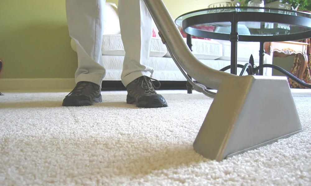 Revitalize Your Carpets: Carpet Cleaning for 4 or 5 Rooms
