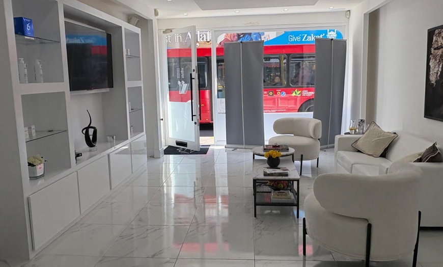 Image 4: Up to 76% Off on Facial - HydraFacial at One Aesthetics Boutique