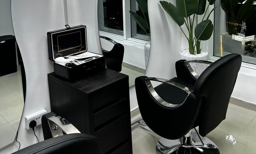Image 4: Pamper Yourself: Choice of 2, 4, or 8 Beauty Services for Total Glow