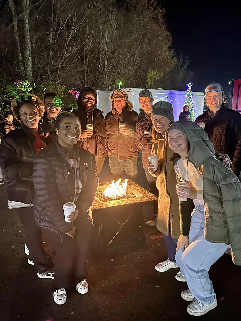 1.5 Mile Long Drive-Thru Christmas Lights Experience - Long Lane