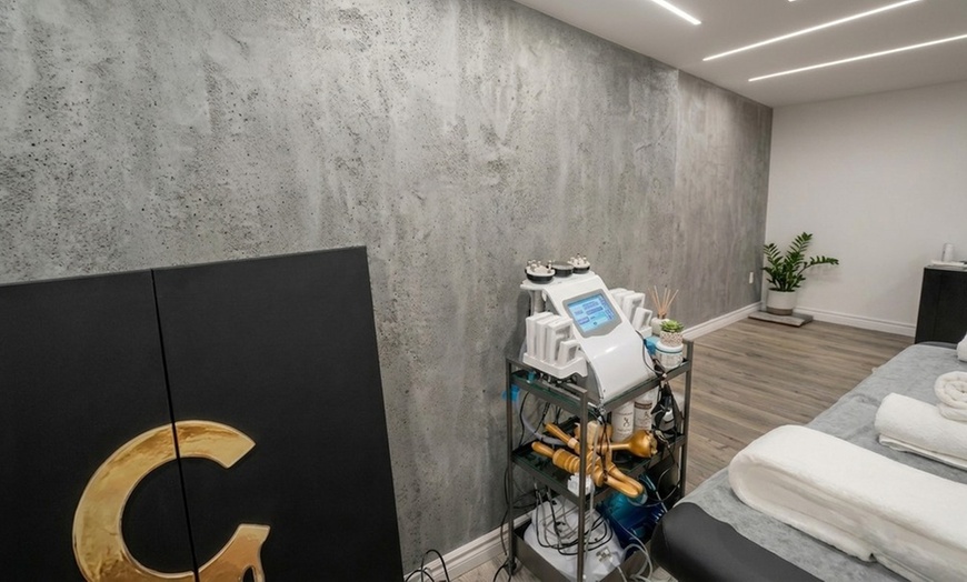 Image 5: Body Sculpting & Cellulite Reduction to Boost Contours & Confidence