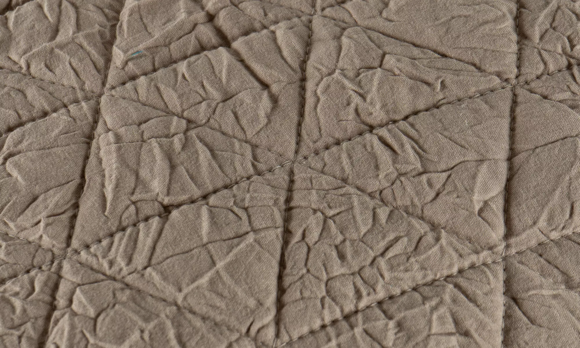 Couvre-lit taille XL avec effet froissé