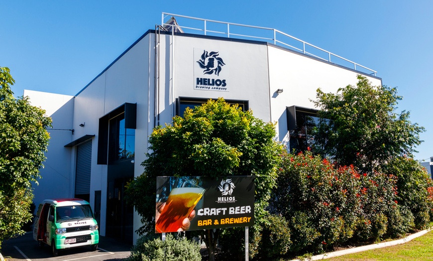 Image 8: Brewery Tasting Experience Including Welcome Pot and Beer Paddle