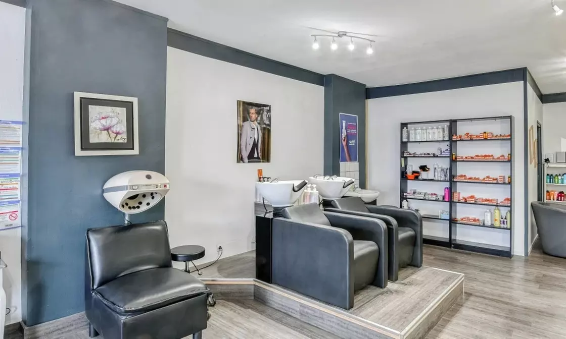 Coloration, coupe et brushing au salon MH COIFFURE