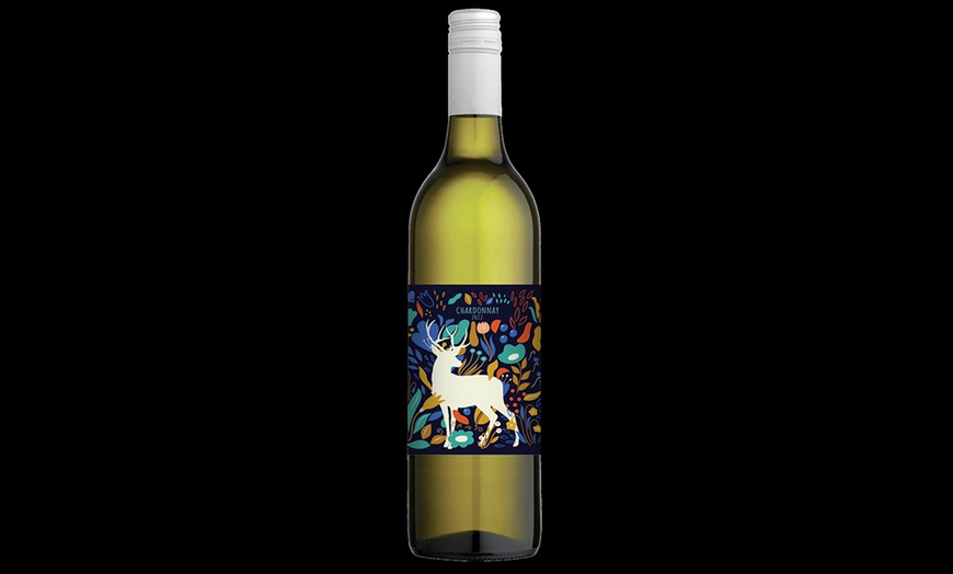 Image 3: WHITE DEER CHARDONNAY 2022 (12 BOTTLES)