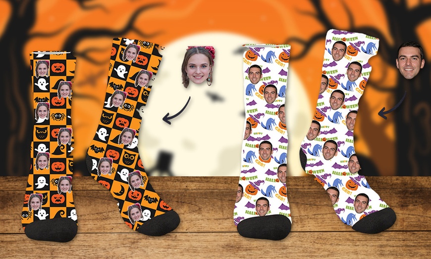Image 3: Personalisierbare Socken mit eigenem Foto im Halloween-Design