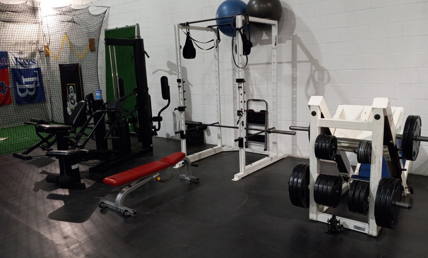 Image 5: Transform Yourself with a 3, 6, or 12-Month Gym Membership