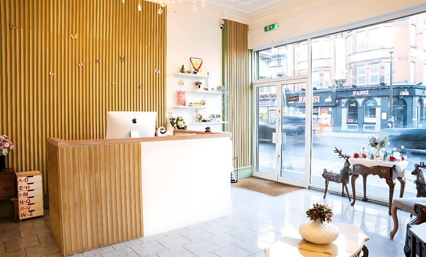 Image 6: 30 Min Thai Back Massage or 60 Min Full Thai Oil/Swedish Massage