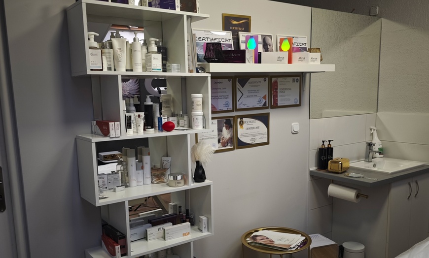 Image 4: Odmień swoją cerę: zabiegi anti-aging, oczyszczające i więcej