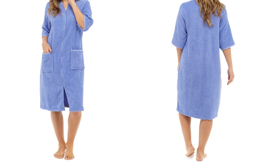 Image 4: Women's Towel Zip-Through Robe