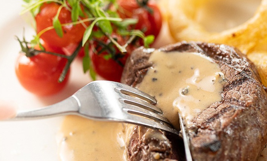 Image 4: Sizzle & Sip: Steak & Wine for Two or Sharing Steak Experience