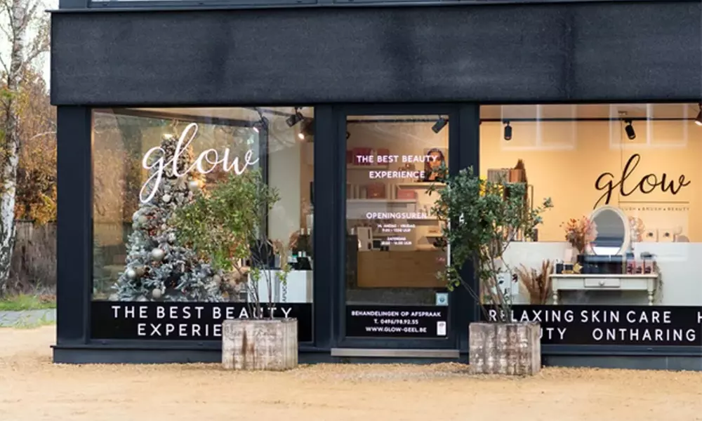 Ontdek HIFU behandelingen voor hals, kaaklijn, onderkin of buik in een allround beautysalon (tot 35% korting) - Image 3