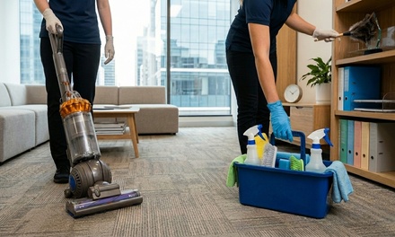 Two cleaners for two hours of basic office cleaning for up to 500 ft.² - Mida G&C cleaning