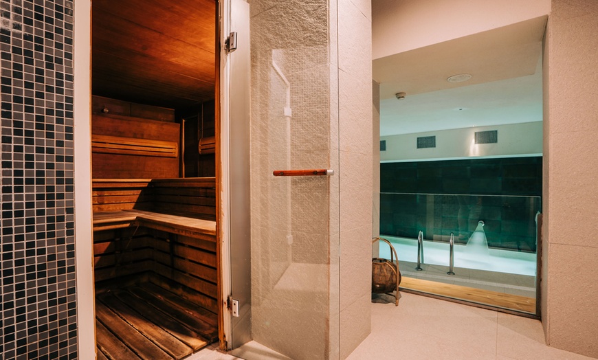 Image 4: Circuito de spa de 1 hora para 2 o 4 personas en Spa Gran Claustre