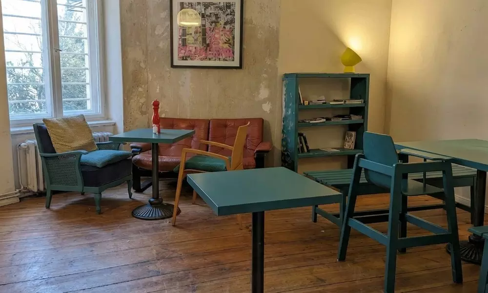 Reichhaltiges modernes Frühstück nach Wahl für 1 bis 4 Personen