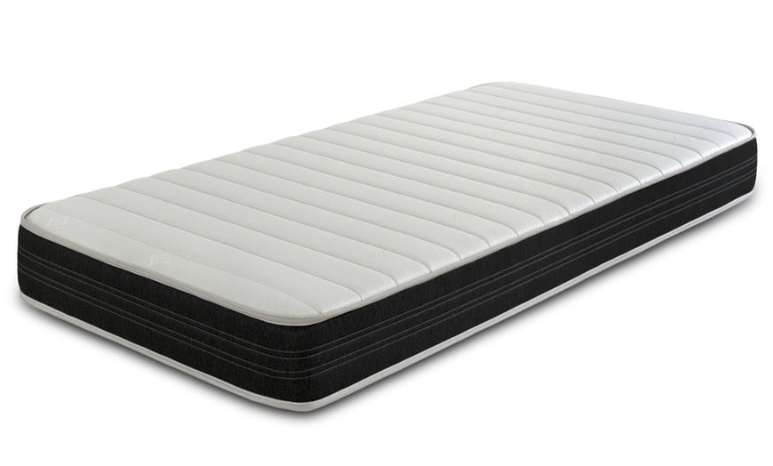 Image 2: Zela Hybrid Sprung Mattress with Memory Foam Comfort Layer