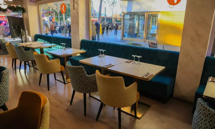 Menú de arroces, fideuá o marisco para 2 o 4 cerca de la playa