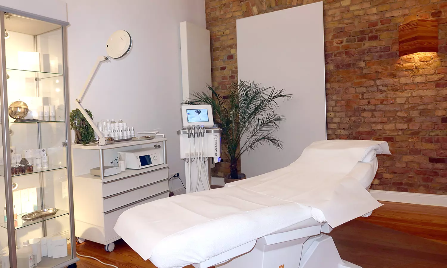 Tiefenentspannung: Intensive Gesichtsbehandlung mit Microneedling