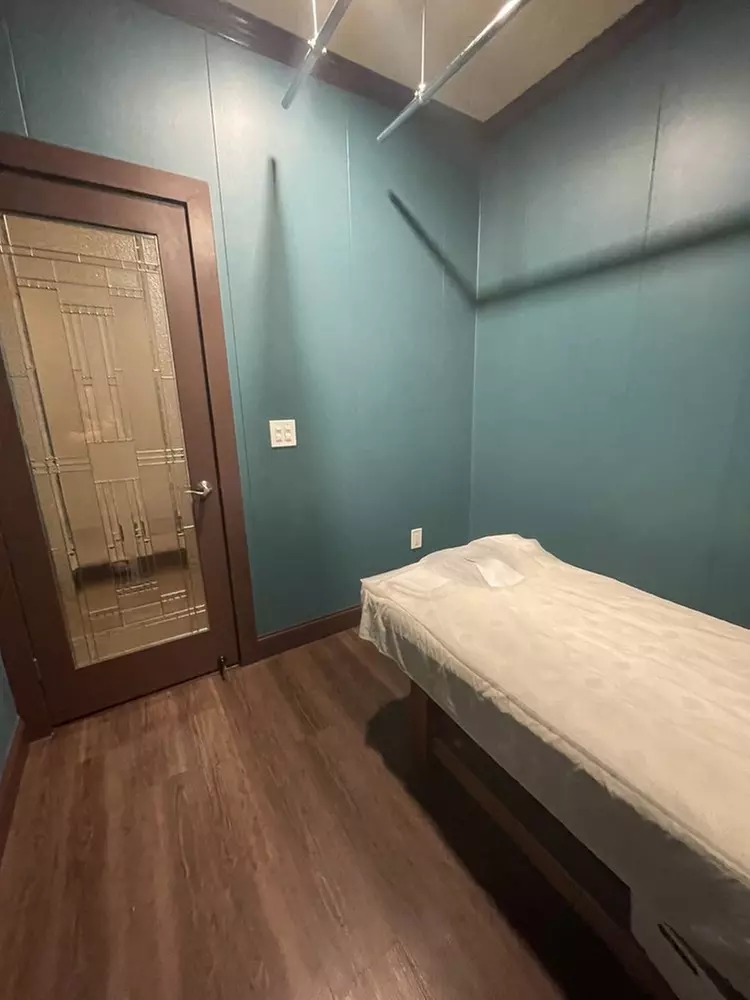 Custom 60-Minute Full Body or Couples VIP Room Massage at Spa Zone