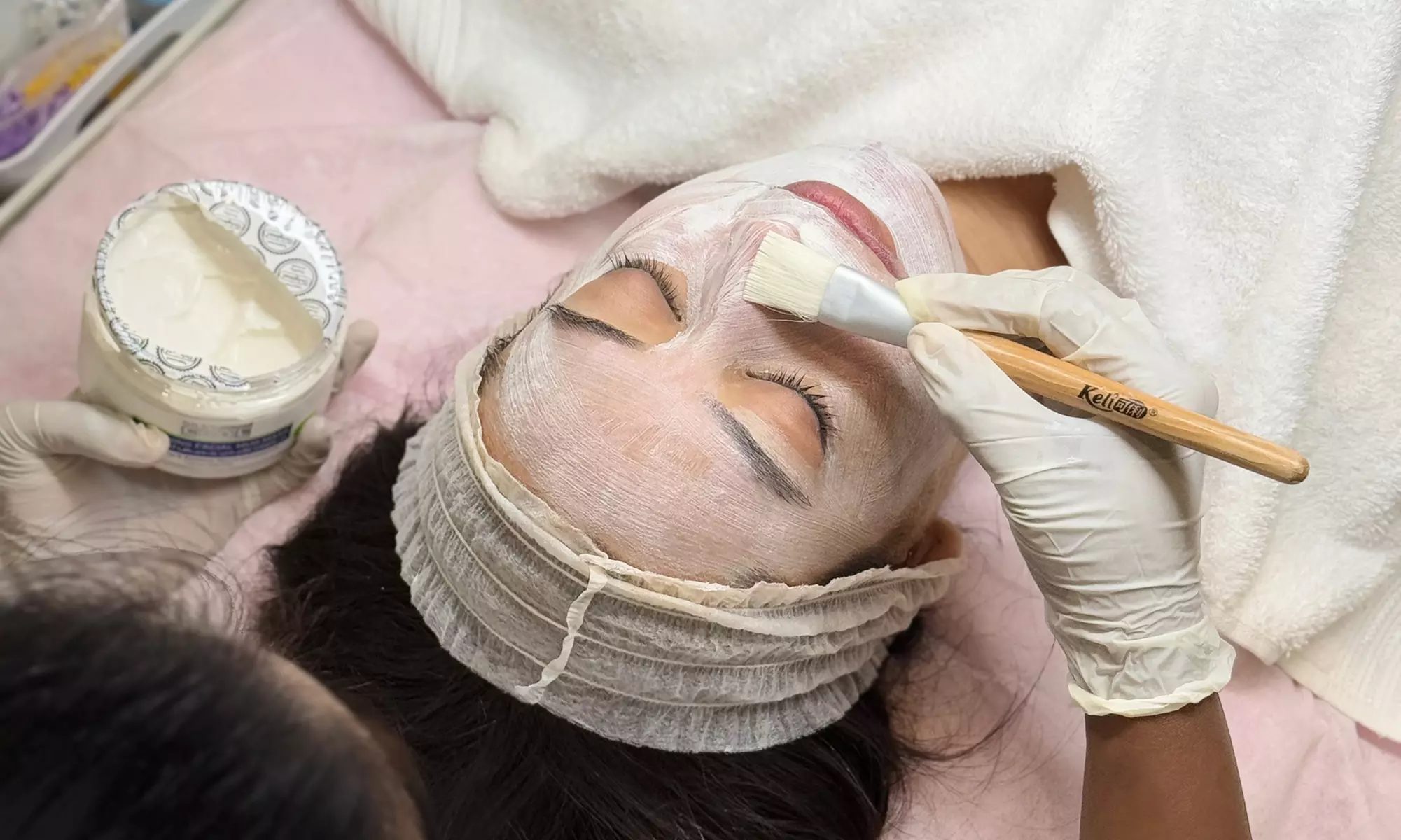 Dr Renaud Facial or Choice of Whitening/Diamond/Vitamin Facial Package