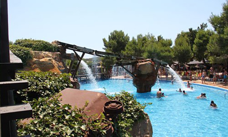 Image 19: Entrada al Western Water Park para todas las edades