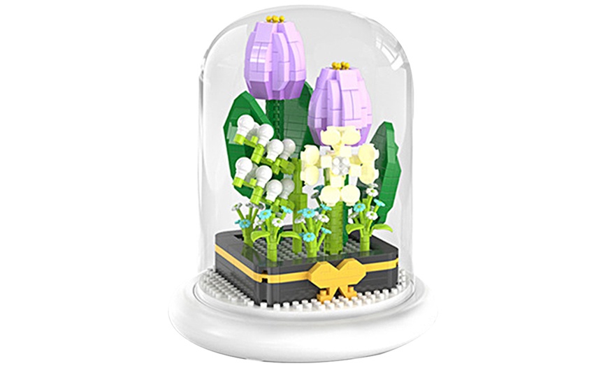 Image 4: DIY-Baustein-Set für Blume in einer Glaskuppel