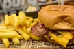 Menú de hamburguesa con patatas, postre y bebida para 2 o 4 personas, con hasta un 35% de descuento - Image 4
