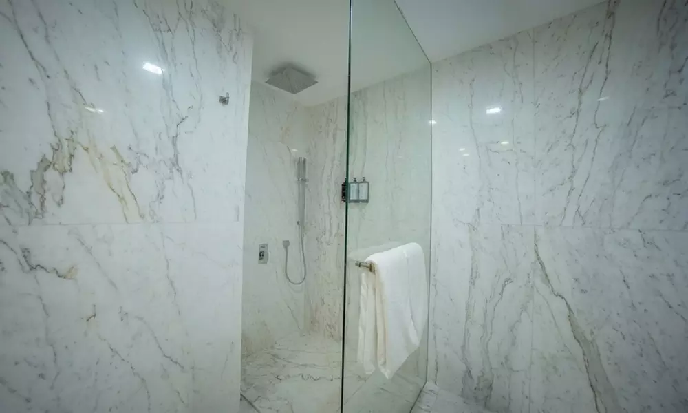 5* Al Ain: 1 Night Weekday or Weekend Stay with Optional Breakfast