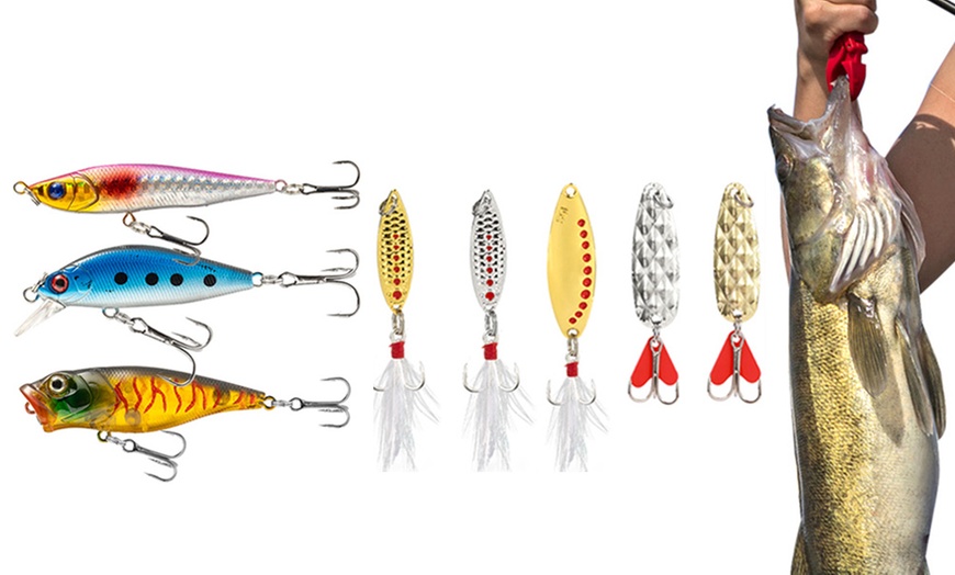 Image 3: 24-Piece Fishing Lure Gift Set with Assorted Sizes and Shapes
