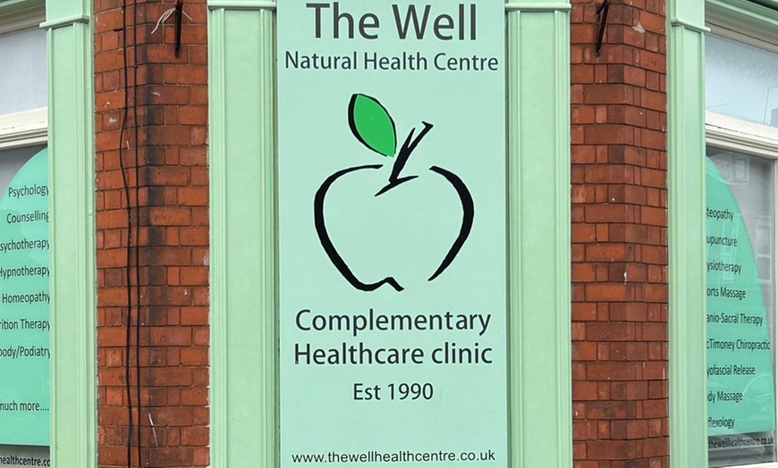 Image 6: Indulge in a 30, 60 or 90 Minute Pampering Package /Facial / Massage