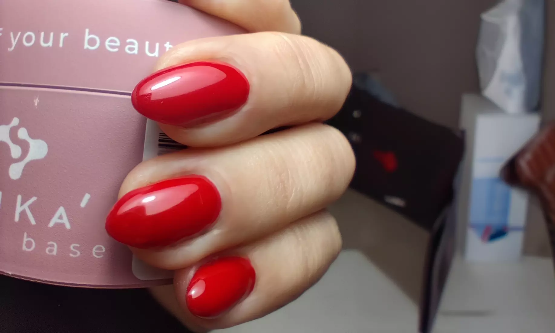 Manicura o pedicura con opción a refuerzo o primera puesta de acrygel