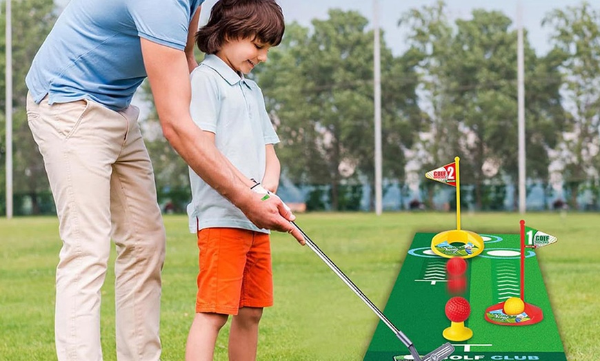 Image 4: Adjustable Indoor & Outdoor Kids’ Golf Set with Clubs & Practice Holes